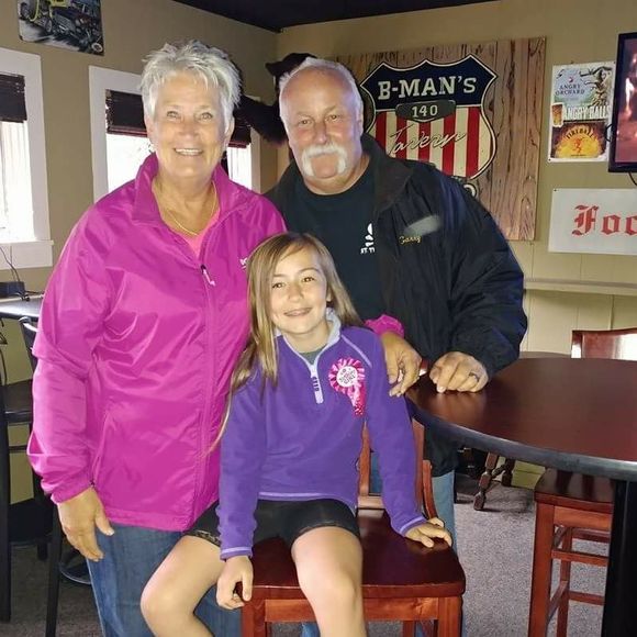 Meet your Posher, Sharon - Picture 1 of 1